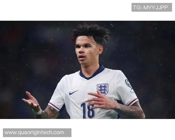 足坛新星崛起 Y后卫球员如何改变比赛格局并引领时代潮流